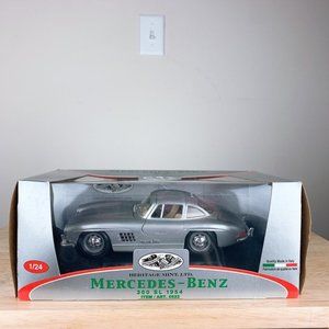 1954 Mercedes-Benz 300 SL Collectible in Box